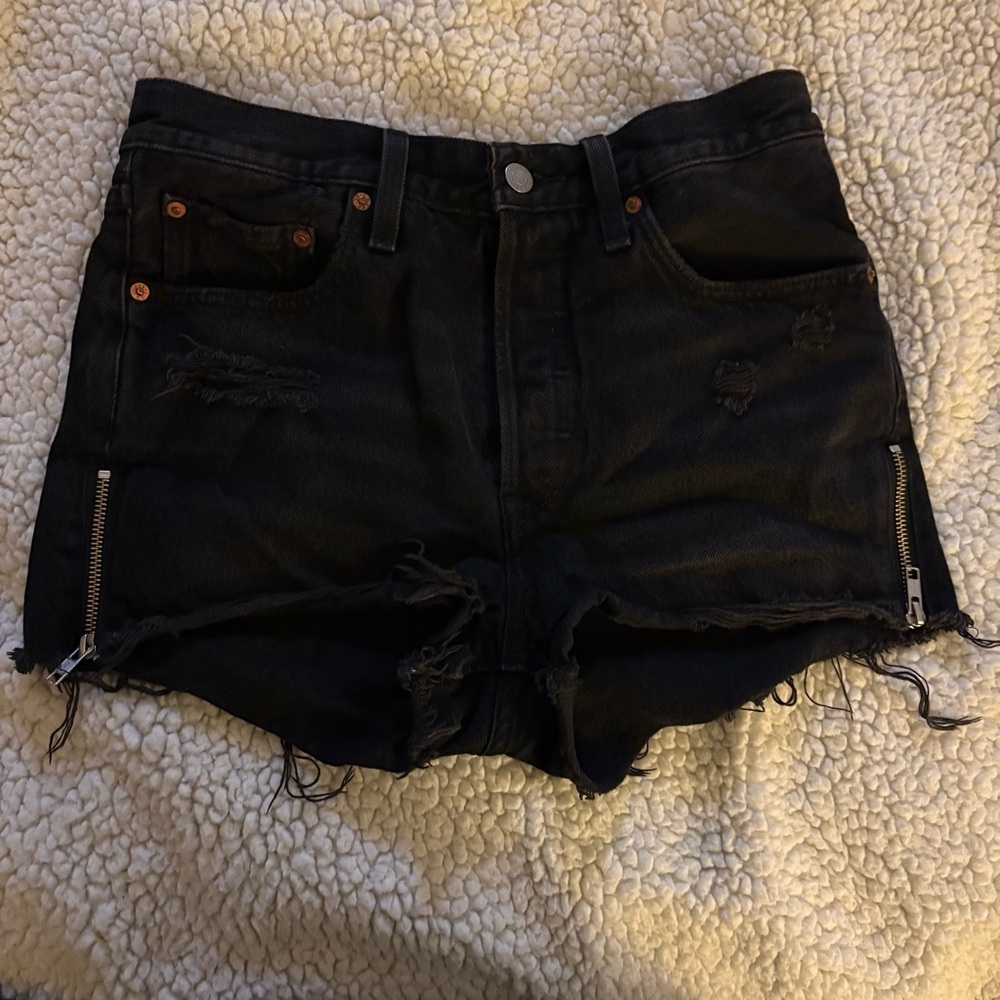 Levi’s 501 Shorts - Black Distressed